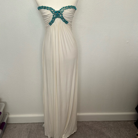 Sky clothing white strapless maxi dress with turquoise stones - Picture 2 of 6
